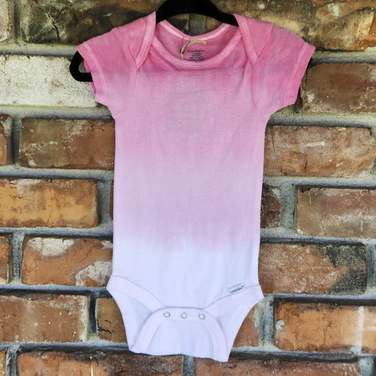 Onesie Pink Ombre 3-6 month