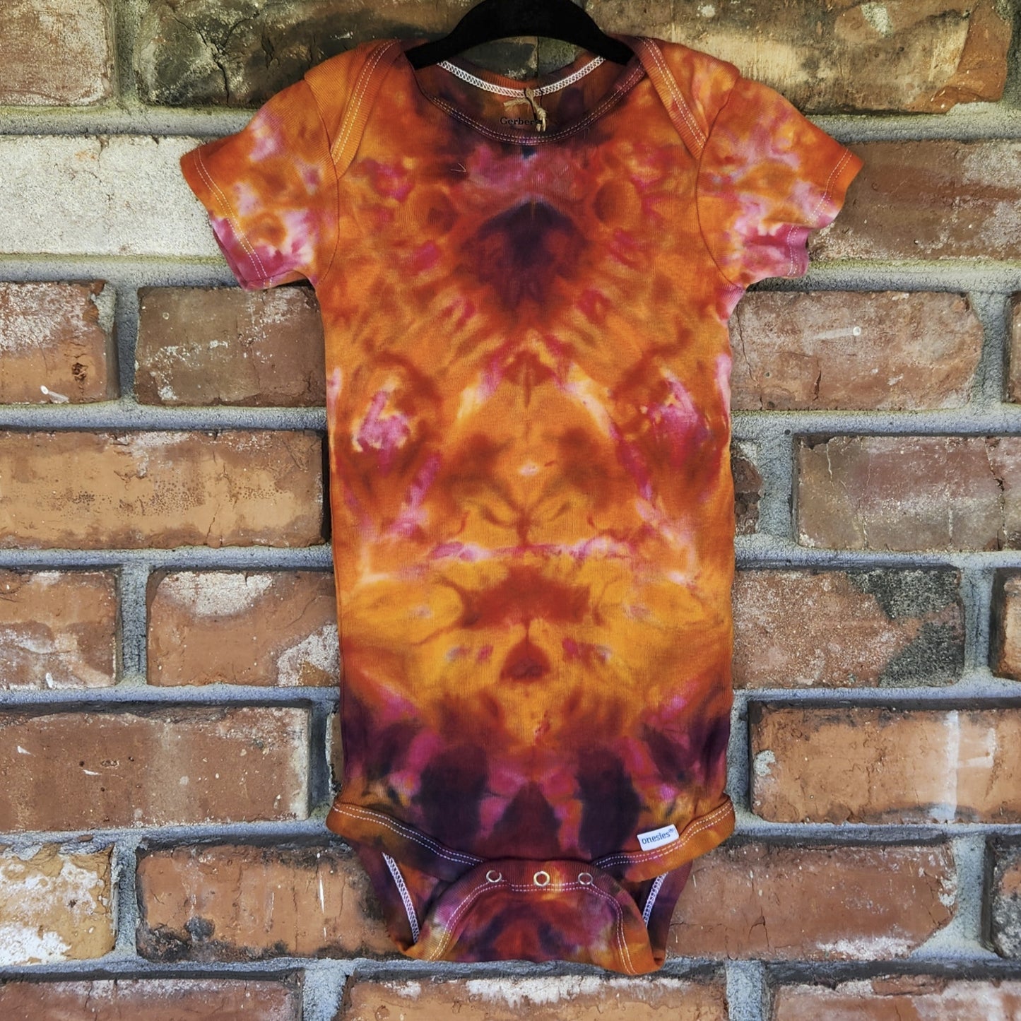 Onesie Hot Kaleidoscope 24 month