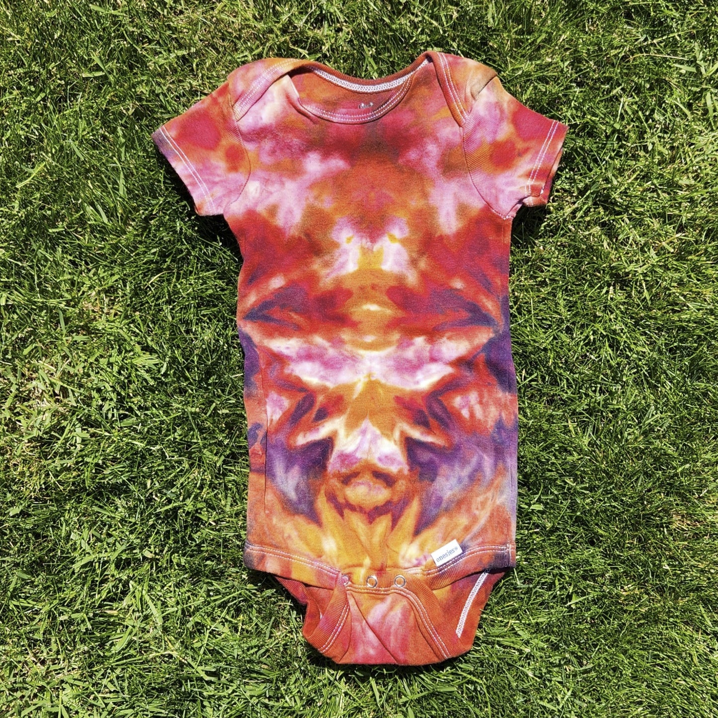 Onesie Hot Kaleidoscope 12 month