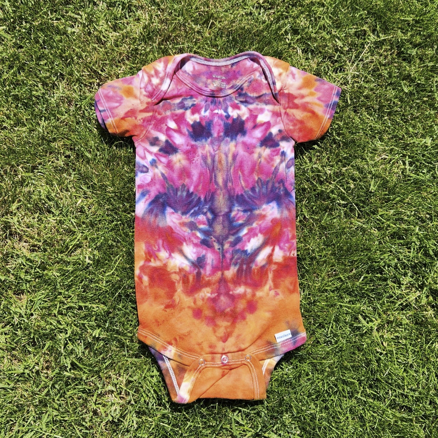 Onesie Hot Kaleidoscope 18 month