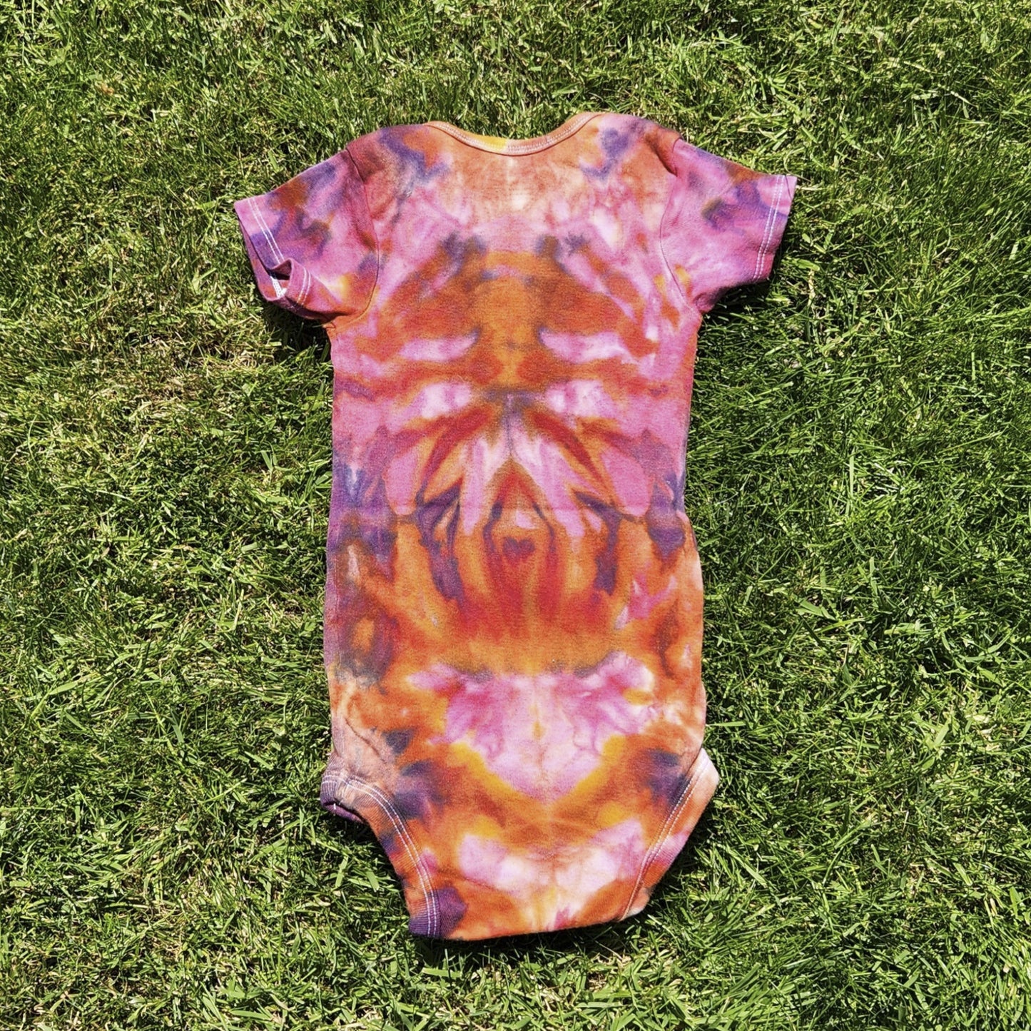 Onesie Hot Kaleidoscope 18 month