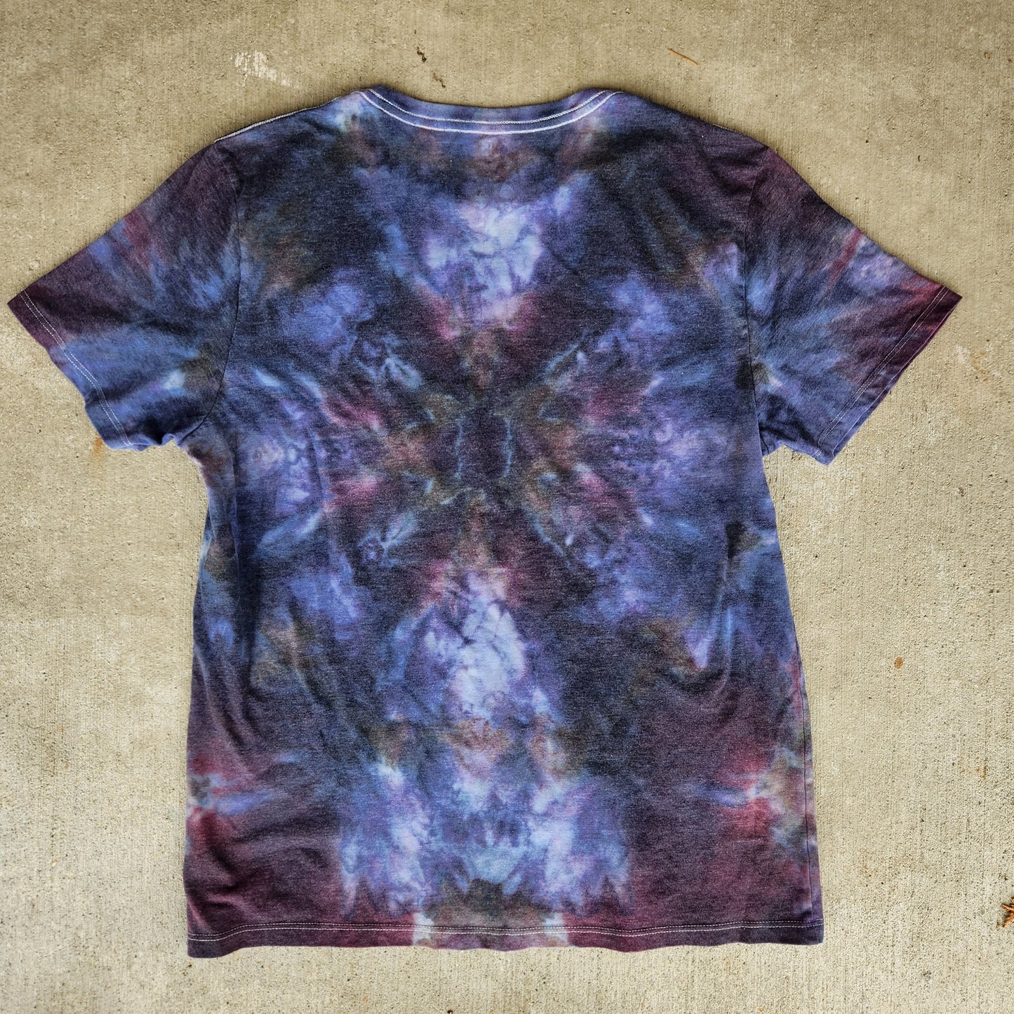 Tee dark star upcycle Large