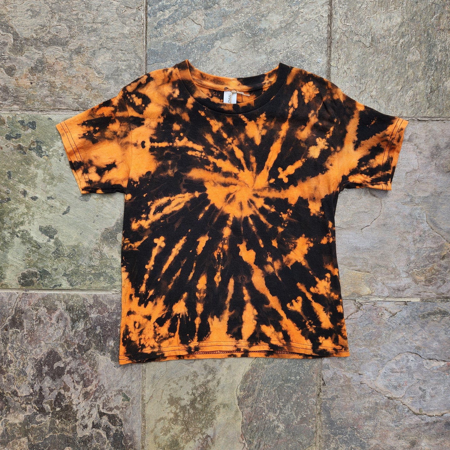 Tee Youth XS Halloween Spiral