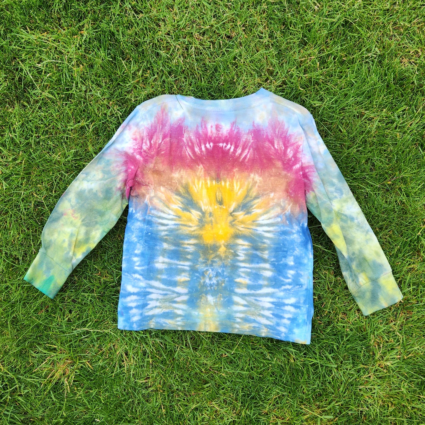 Long Sleeve Shirt Youth Size 5-6 Landscape