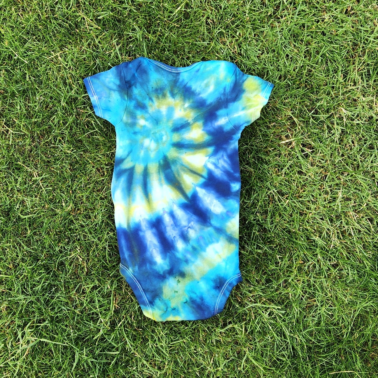 Onesie Dragonfly Spiral 12 month