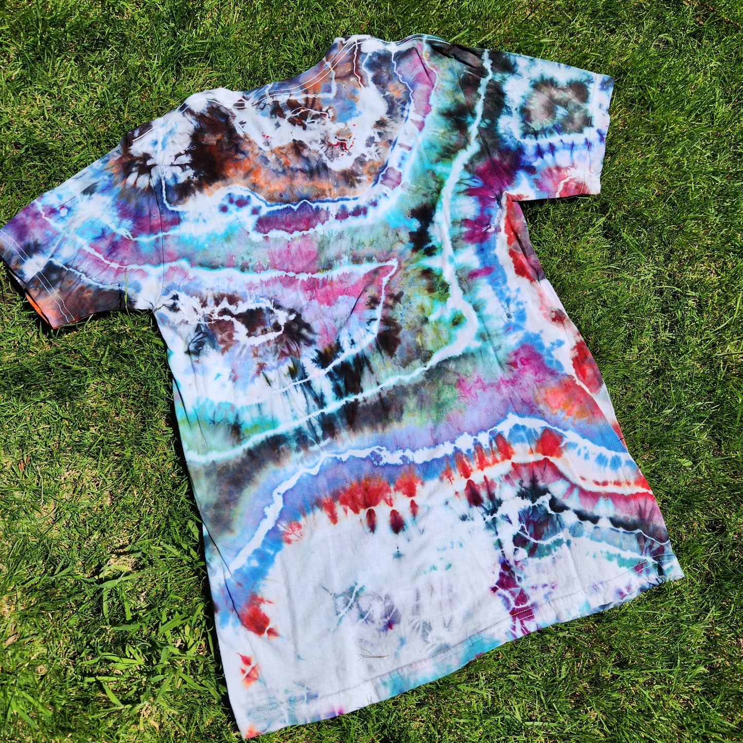 Tee Rainbow Geode Large