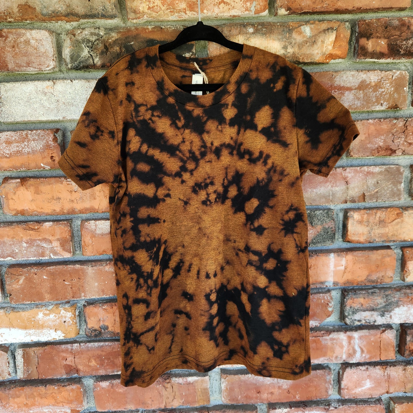 Tee Youth Halloween Spiral