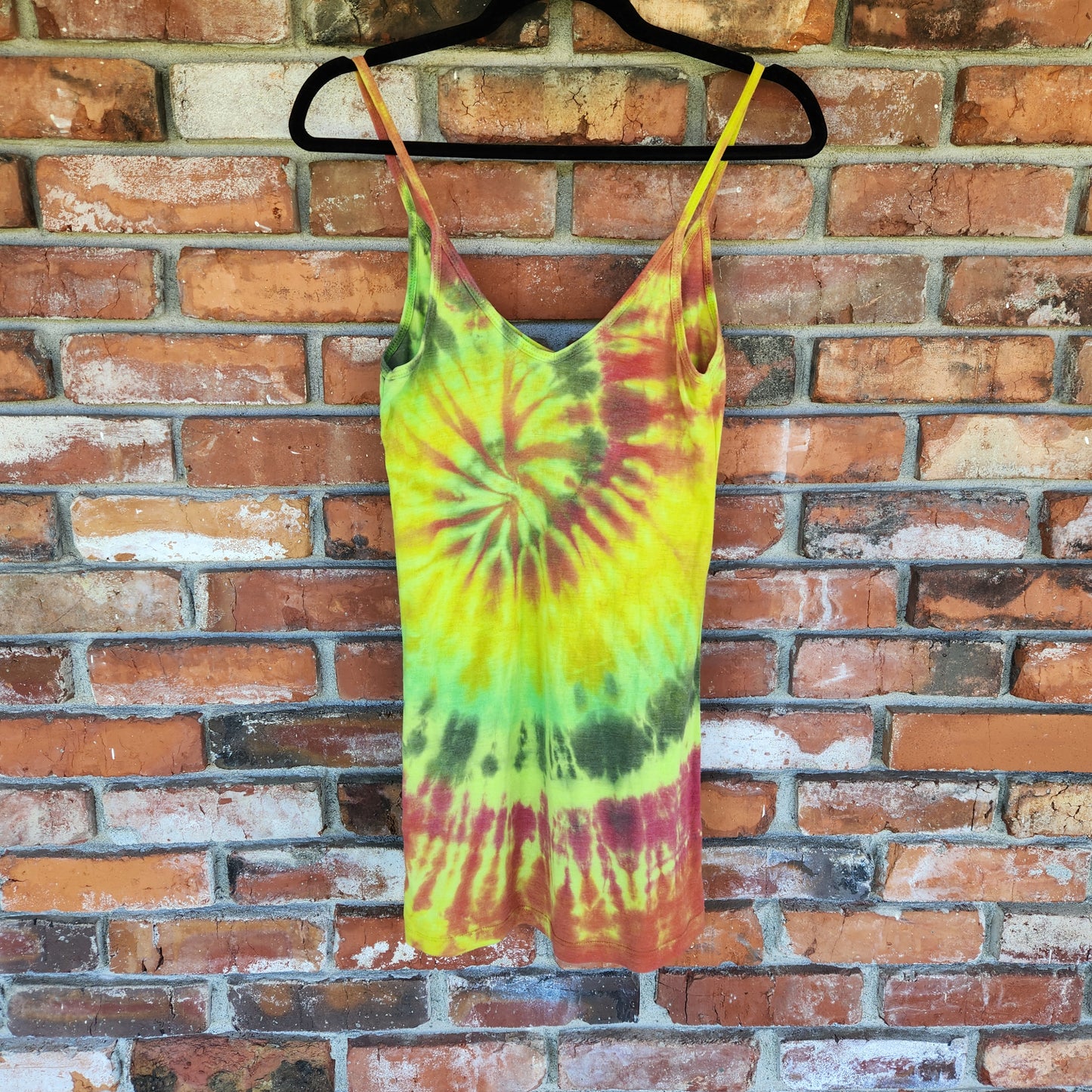 Tank Top V Neck Spaghetti Strap Green Spiral Medium Upcycle