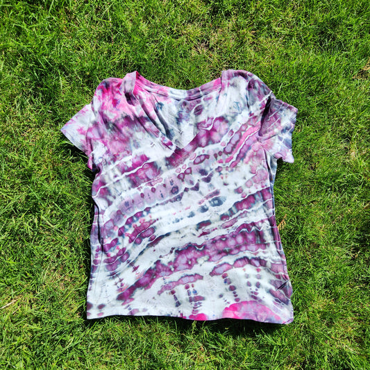 V Neck Tee Purple Geode Women's Medium