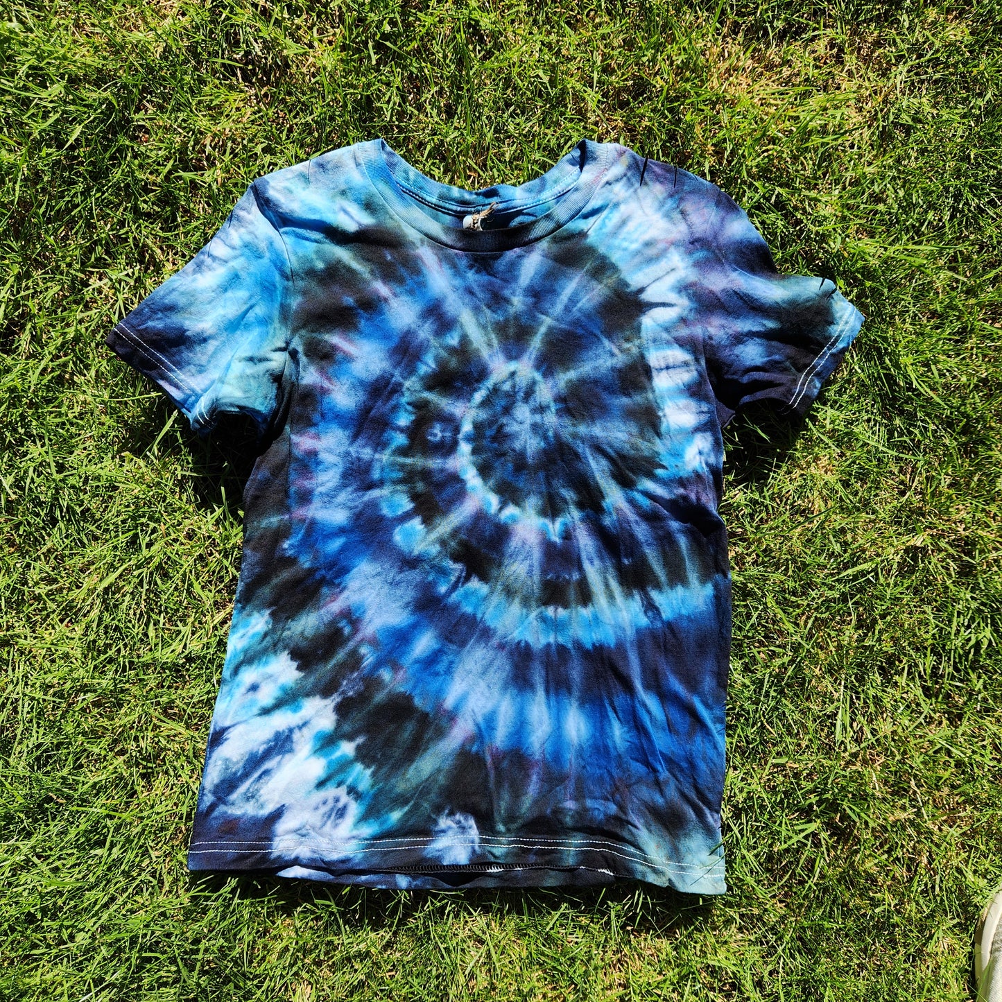 Tee Youth Large Ocean Spiral