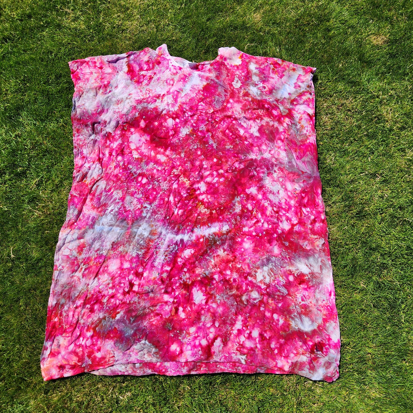 Caftan Dragon Fruit Ice Dye One Size