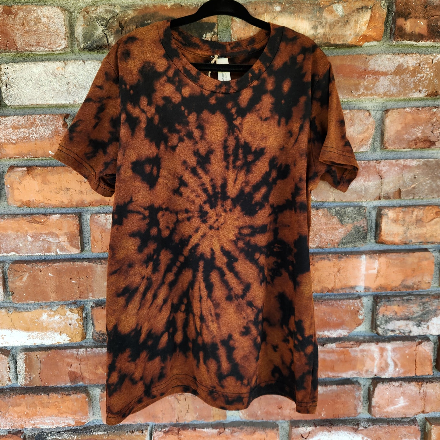 Tee Youth Halloween Spiral