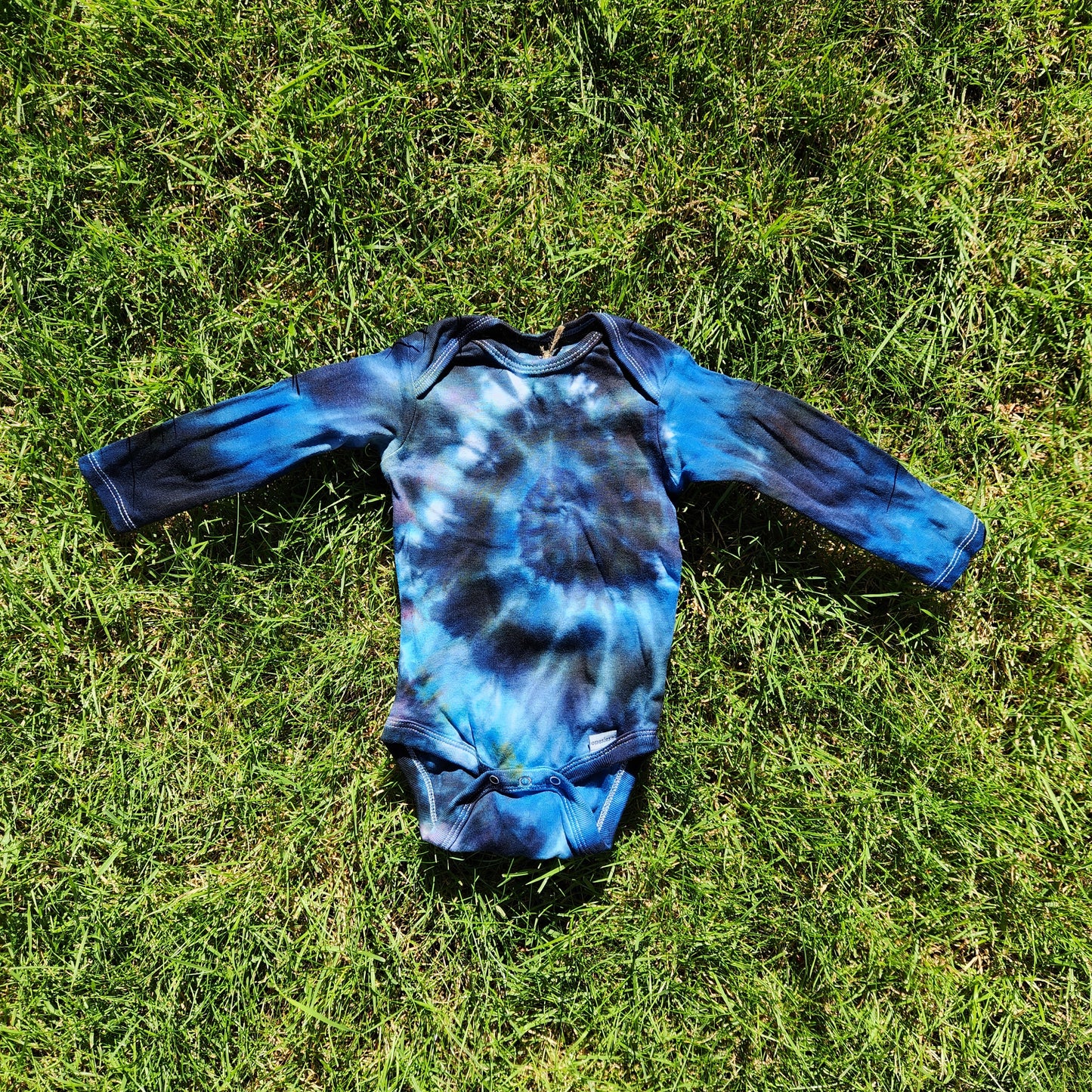 Onesie Long Sleeve Ocean Spiral 6-9 month